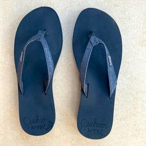 Black Reef Star Cushion Thong Flip Flop Sandals w/ Black Glitter Straps. Sz 9